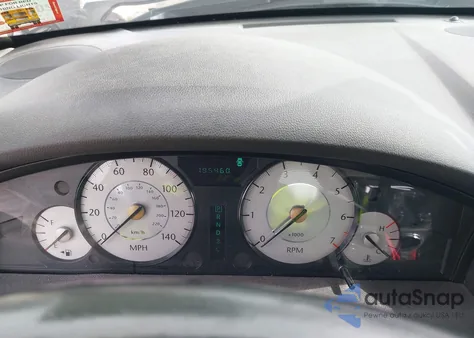 2010 Chrysler 300 Touring/Signature Series/Executive Series z USA, uszkodzony, nr VIN 2C3CA5CV5AH137564